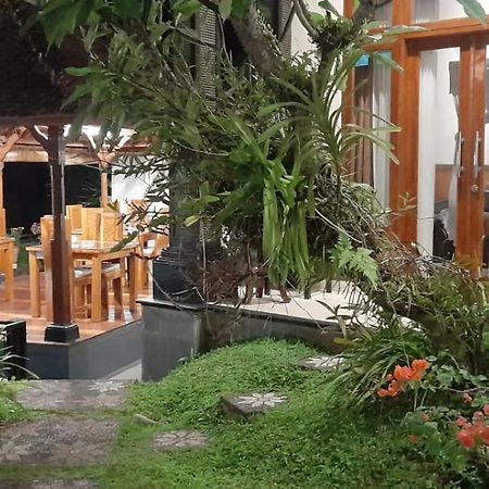 Aditya Homestay Munduk  Exterior photo
